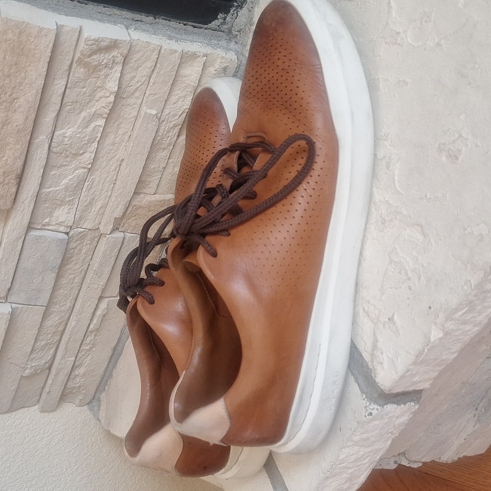 Cole hann 14 brown sneakers
